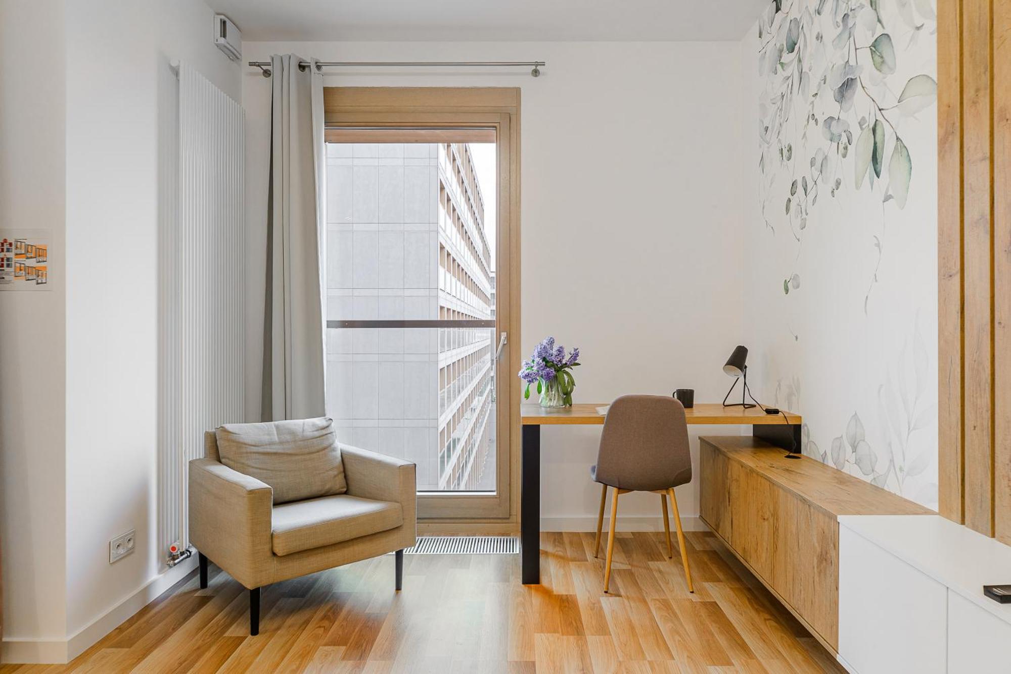 19 Dzielnica Kolejowa P&O Serviced Apartments Варшава Экстерьер фото